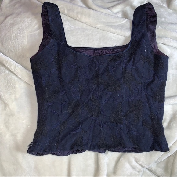 Laced top/ corset - Picture 3 of 3